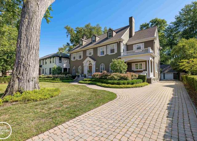 Property at 1012 Kensington Ave, Grosse Pointe Park, MI 48230, 5 beds, 4 baths