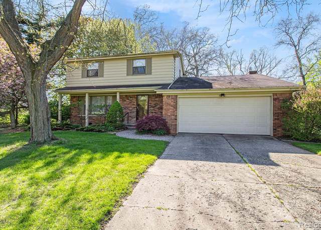 Property at 4196 CRESTKNOLL Dr, Grand Blanc, MI 48439 2065, 4 beds, 1.5 baths