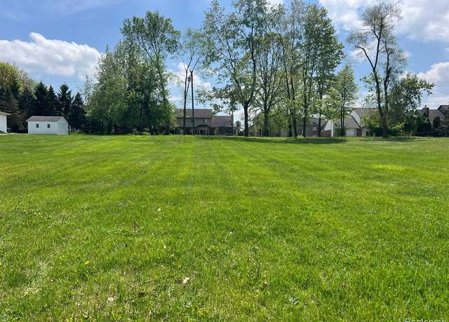Property at 1625 MCCOY St, Commerce, MI 48390 2257