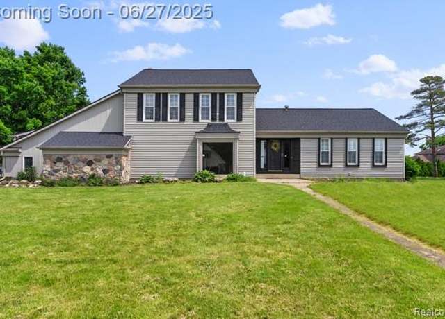 Property at 9302 Claridge Dr Dr, Davison, MI 48423 8708, 4 beds, 2.5 baths