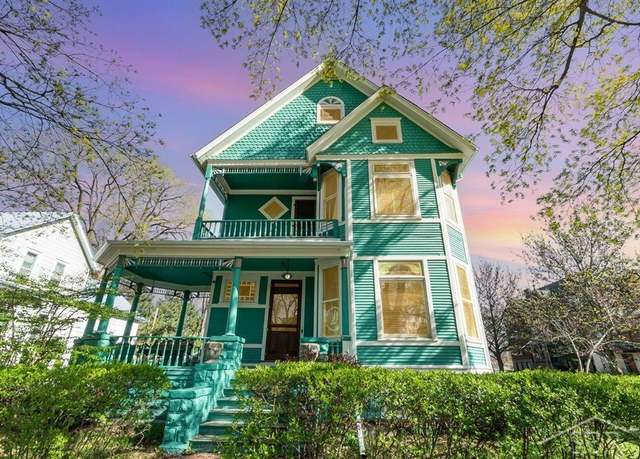 Property at 1315 Mckinley Ave, Bay City, MI 48708, 4 beds, 2.5 baths