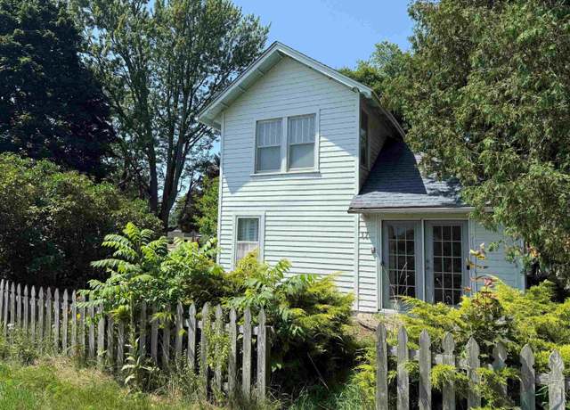 Property at 18 N Lake Rd #18, Port Sanilac, MI 48469, 2 beds, 1 bath