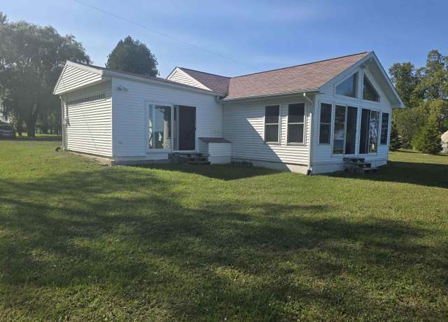 Property at 4836 Lakeshore Rd, Deckerville, MI 48427, 1 bed, 1 bath