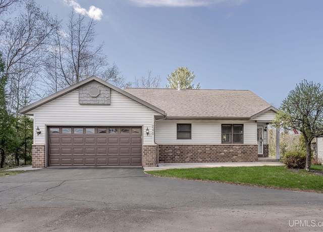 Property at 240 Birchridge Dr, Marquette, MI 49855, 3 beds, 3 baths