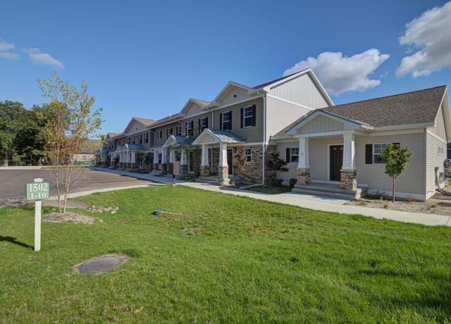 Property at 1502 Simsbury St #4, Traverse City, MI 49686, 3 beds, 2 baths