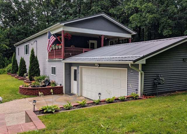 Property at 7481 Five Lakes Dr, Farwell, MI 48622, 6 beds, 3 baths