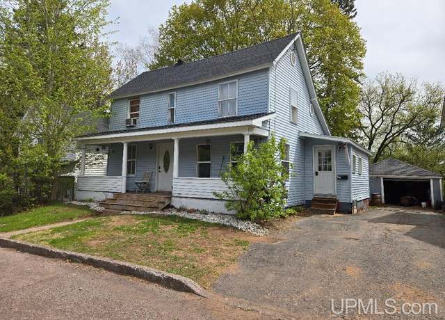 Property at 439 Hecla St, Lake Linden, MI 49945, 4 beds, 1.5 baths