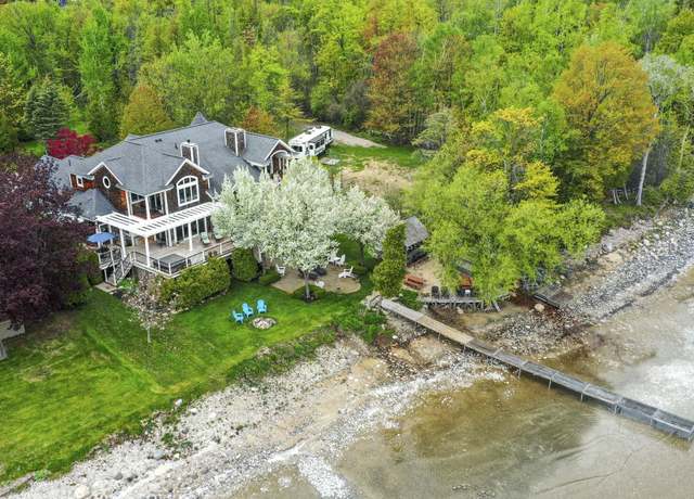 Property at 6853 S West Bay Shore Dr, Traverse City, MI 49684, 5 beds, 4.5 baths
