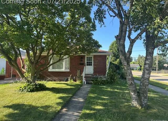 Property at 28561 Leona St, Garden City, MI 48135 2794, 3 beds, 1.5 baths