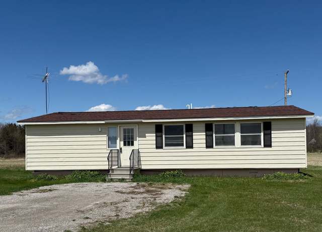 Property at 6950 W Sterling Rd, Sterling, MI 48659, 3 beds, 1.5 baths