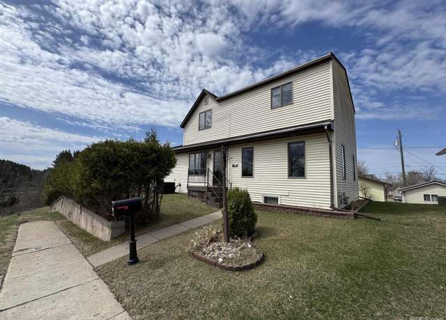 Property at 503 Oak St, Norway, MI 49870, 3 beds, 1.5 baths