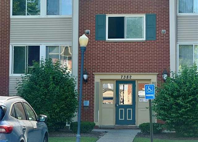 Property at 7382 Central St #4, Westland, MI 48185 2551, 1 bed, 1 bath