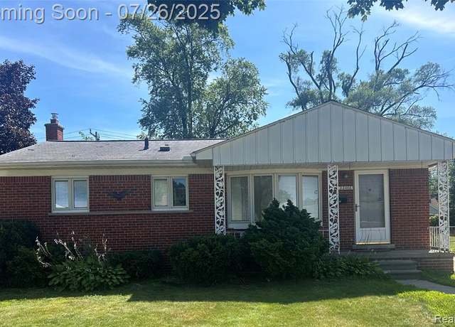Property at 22006 Hill St, Warren, MI 48091 3692, 3 beds, 1 bath