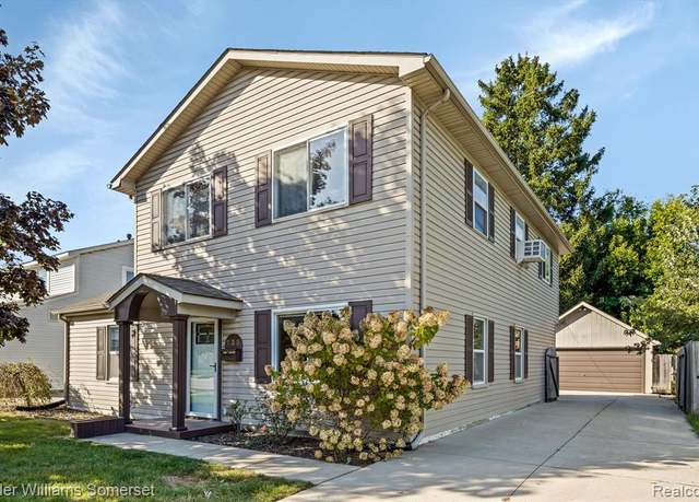 Property at 233 E 13 Mile Rd, Royal Oak, MI 48073 2657, 3 beds, 2 baths