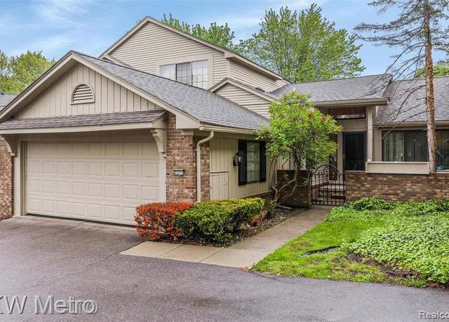 Property at 7273 CREEKS BEND Ct, West Bloomfield, MI 48322 3523, 3 beds, 3.5 baths