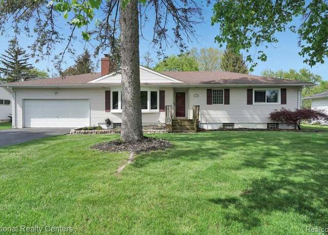 Property at 6128 NORTHRUP Dr, Waterford, MI 48329 1476, 3 beds, 2 baths