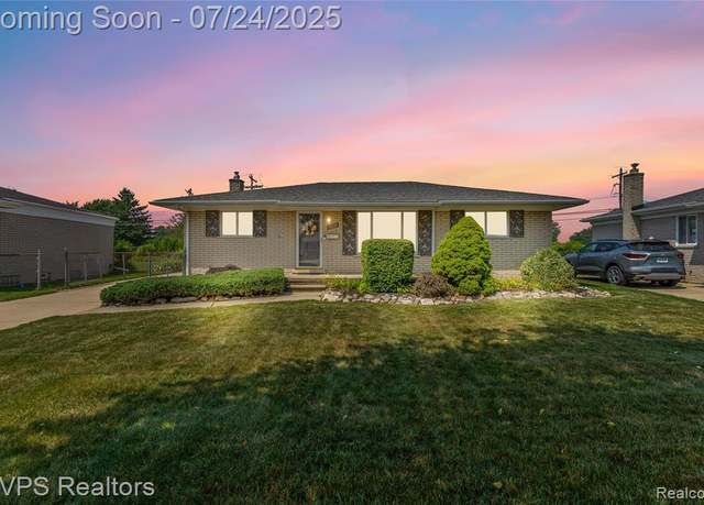 Property at 12077 Brougham Dr, Sterling Heights, MI 48312 4011, 3 beds, 2 baths