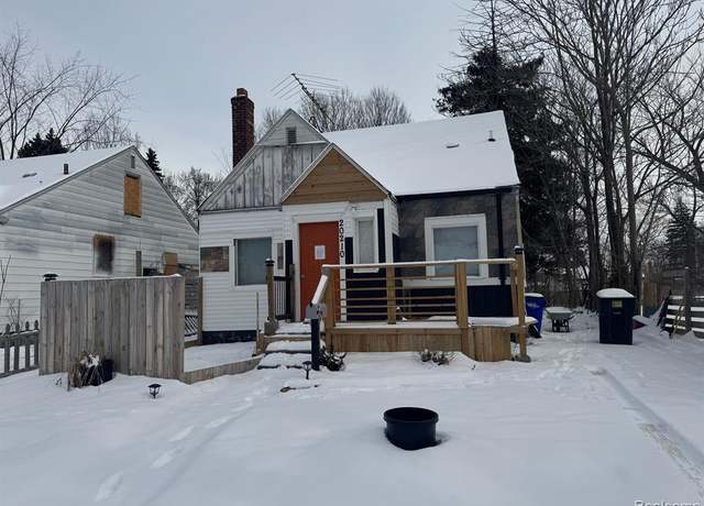 Property at 20210 HICKORY St, Detroit, MI 48205 1133, 3 beds, 1 bath