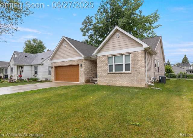 Property at 11785 Cardwell St, Dearborn Heights, MI 48150 2357, 3 beds, 2 baths