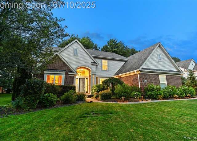 Property at 4583 Racewood Dr, Commerce, MI 48382 1168, 4 beds, 3.5 baths