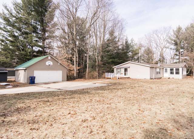 Property at 1073 Carmen Dr, Weidman, MI 48893, 4 beds, 2 baths