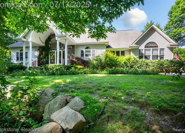 Property at 8808 Big Lake Rd, Clarkston, MI 48346 1010, 3 beds, 3 baths