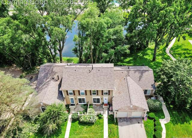 Property at 1123 Kings Cove Dr, Rochester Hills, MI 48306 4229, 3 beds, 2.5 baths