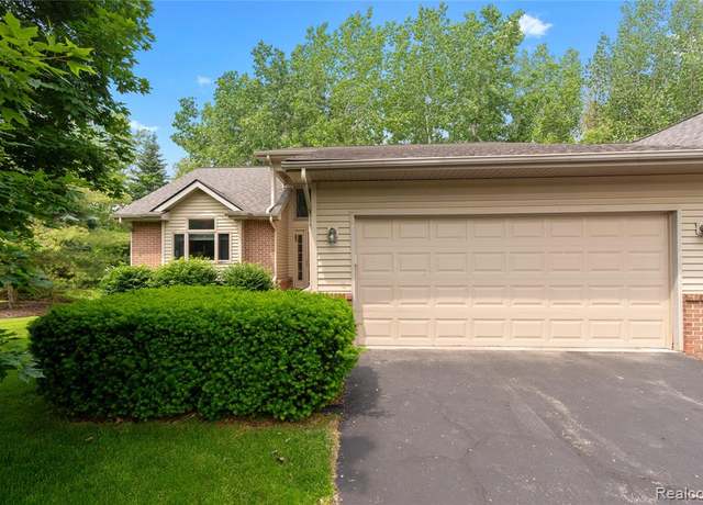Property at 1373 Peppergrove Dr, Brighton, MI 48116 6784, 3 beds, 3 baths