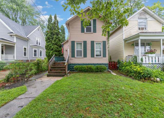 Property at 2110 4th St, Bay City, MI 48708, 3 beds, 1 bath
