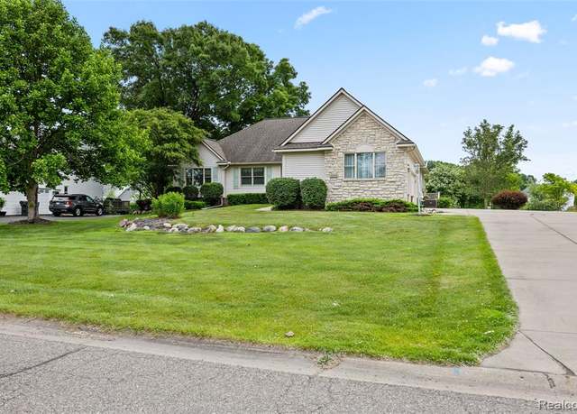 Property at 4940 Stillmeadow Dr, Howell, MI 48843 7859, 3 beds, 2.5 baths