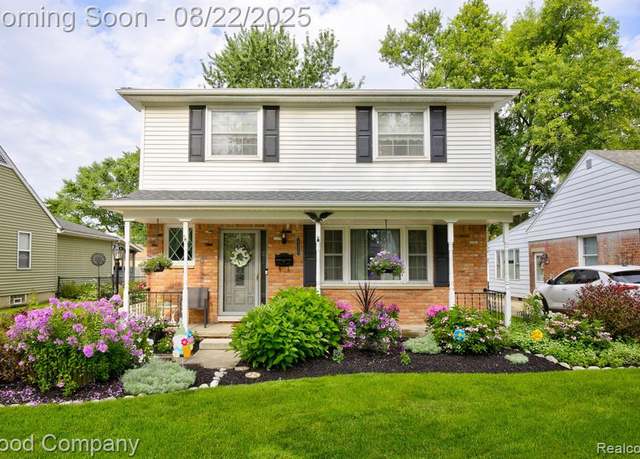 Property at 2375 Cummings Ave, Berkley, MI 48072 1018, 3 beds, 1.5 baths