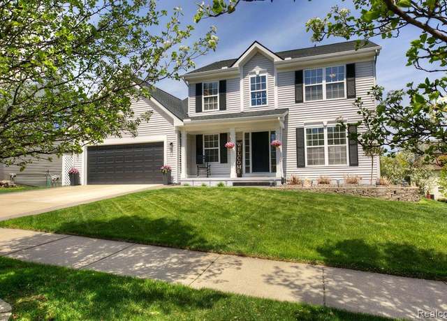 Property at 3707 SUGARBUSH Dr, Howell, MI 48843 8651, 4 beds, 3 baths