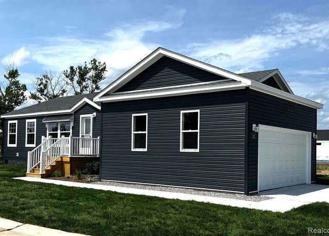 Property at 202 RIVIERA Dr, Lapeer, MI 48446, 2 beds, 2 baths