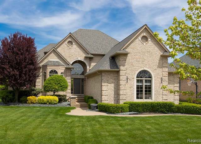 Property at 7131 Needle Pt, Shelby Twp, MI 48316, 4 beds, 3 baths