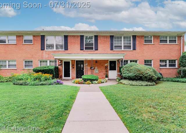 Property at 3220 SHENANDOAH Dr Unit 12-12, Royal Oak, MI 48073 3068, 2 beds, 1 bath