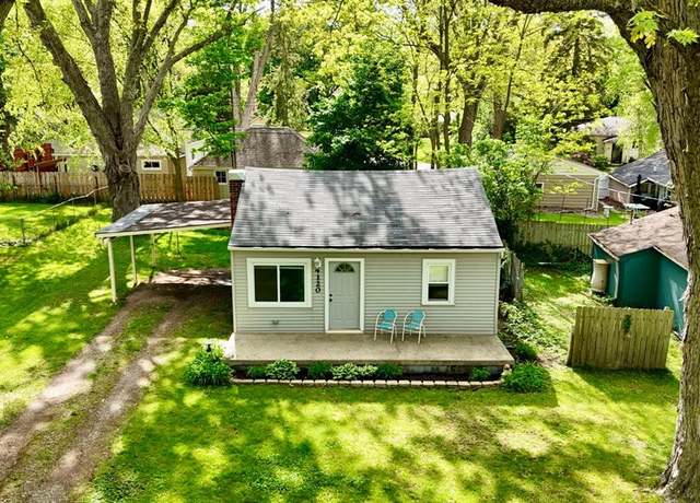 Property at 4120 Bunker Ave, West Bloomfield, MI 48323 1002, 2 beds, 1 bath
