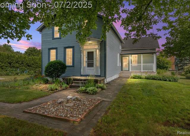 Property at 33523 Mulvey Rd, Fraser, MI 48026 2061, 2 beds, 1 bath
