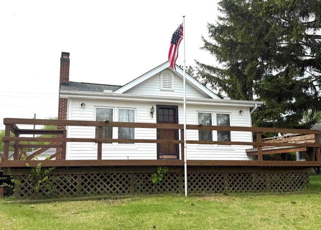 Property at 265 LAGOON BEACH Dr, Bay City, MI 48706, 2 beds, 1.5 baths