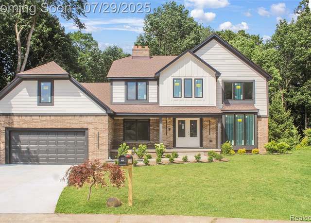 Property at 42380 W Waterwheel Ct, Northville, MI 48168 2257, 4 beds, 4.5 baths
