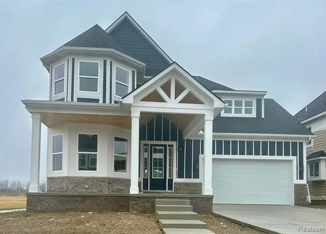 Property at 54673 ANN Dr, Macomb, MI 48042, 4 beds, 3.5 baths
