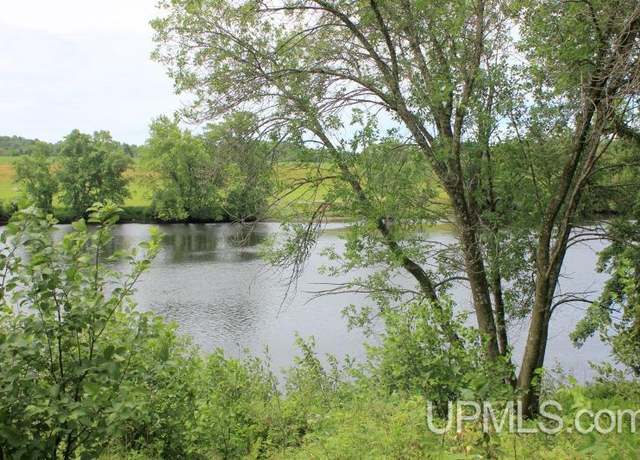 Property at 308 & 318 River Pointe Pkwy #2, Kingsford, MI 49802