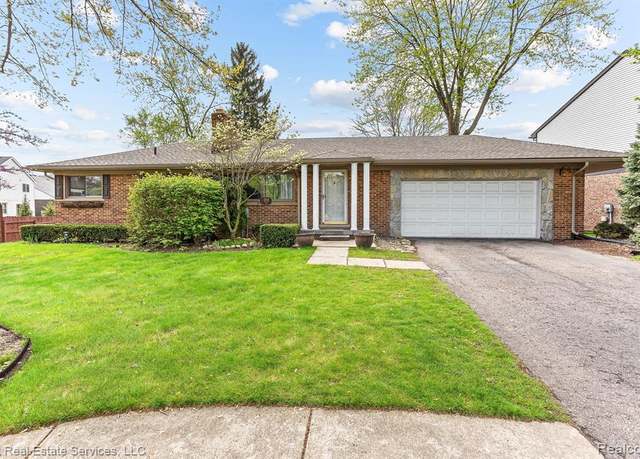 Property at 37801 PLYMOUTH Rd, Livonia, MI 48150 5045, 3 beds, 2 baths