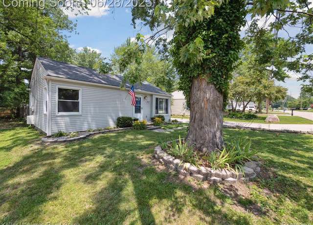 Property at 7447 Crissman St, Utica, MI 48317 5403, 2 beds, 1 bath