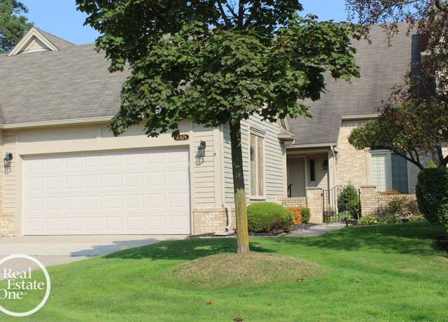 Property at 16876 Pebble Ct, Macomb, MI 48042, 2 beds, 2 baths