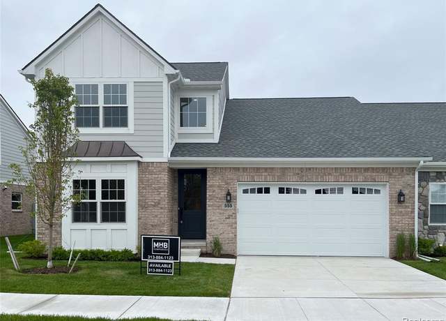 Property at 585 HERITAGE Pl, Saint Clair Shores, MI 48080, 2 beds, 2.5 baths