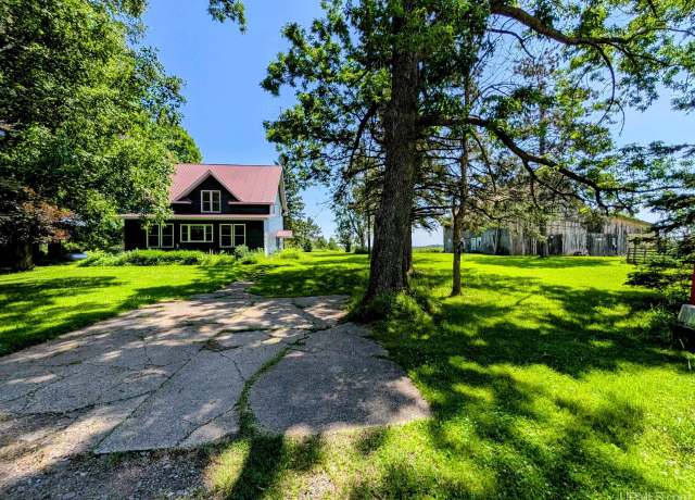 Property at 1237 Stromberg Rd, Iron River, MI 49935, 3 beds, 1.5 baths