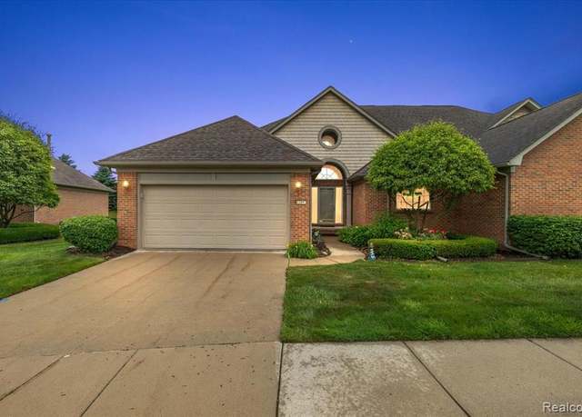 Property at 33847 Au Sable Dr, Chesterfield, MI 48047 4389, 2 beds, 3 baths