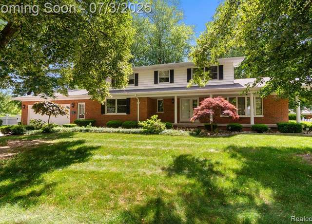 Property at 5505 Dolphin St, East China, MI 48054 4116, 4 beds, 3.5 baths