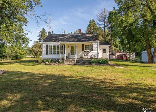 Property at 16325 Dixon Rd, Petersburg, MI 49270, 2 beds, 1 bath