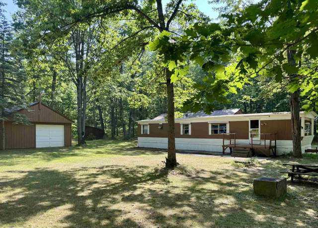 Property at 8561 N Harrison Ave, Harrison, MI 48625, 3 beds, 1 bath
